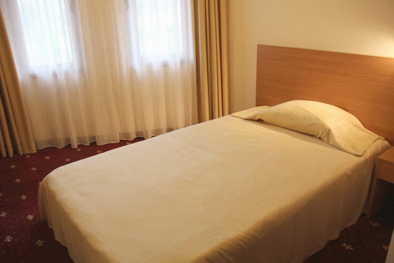 Hotel Coop Rozhen Pamporovo Dış mekan fotoğraf