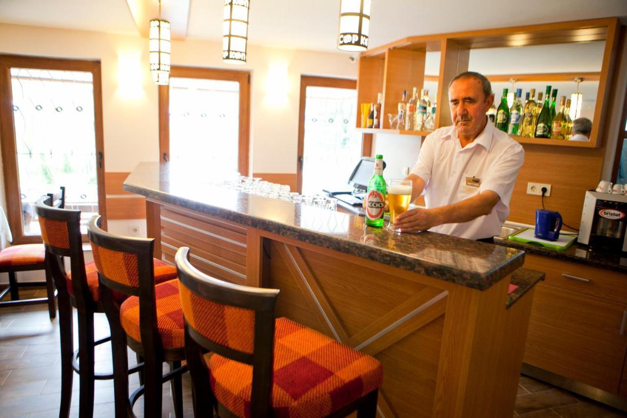 Hotel Coop Rozhen Pamporovo Dış mekan fotoğraf