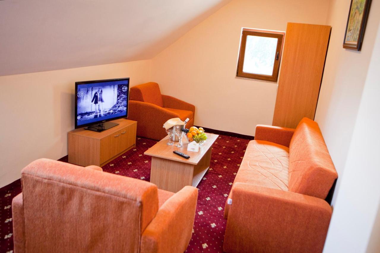 Hotel Coop Rozhen Pamporovo Dış mekan fotoğraf